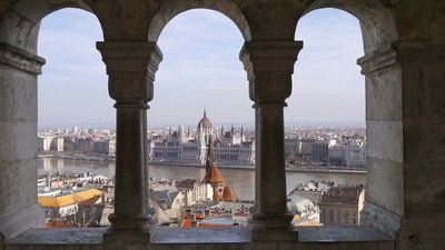 Vyhledej akční letenky - Budapešť