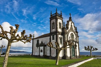 Akční letenky Ponta Delgada - Vyhledávač