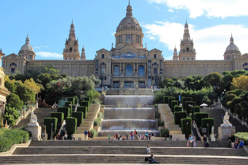 Památky Barcelona: Mountjuic